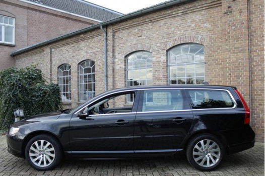 Volvo V70 - 1.6 T4 Limited Edition, Automaat, Navigatie, Leder, Bluetooth, Stoelverwarming, Cruise c - 1