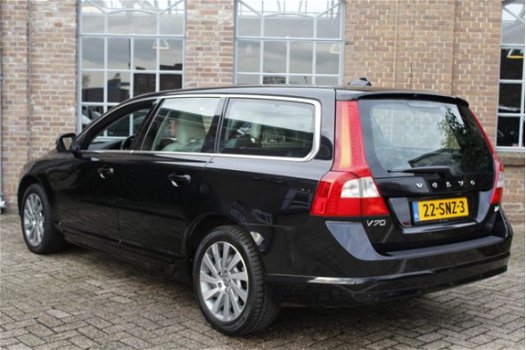 Volvo V70 - 1.6 T4 Limited Edition, Automaat, Navigatie, Leder, Bluetooth, Stoelverwarming, Cruise c - 1