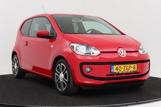 Volkswagen Up! - 1.0 high up BlueMotion | Navigatie | Parkeersensoren - 1