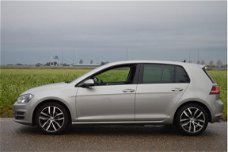 Volkswagen Golf - TSI 115PK BUSINESS CONNECTED NAVI/PDC/LMV