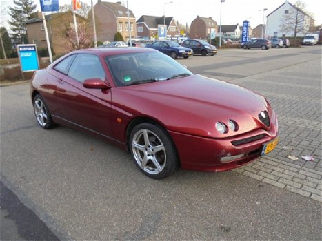 Alfa Romeo GTV - 2.0-16V T.Spark - 1