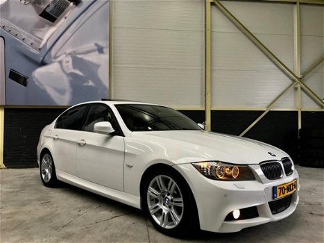 BMW 3-serie - 325d M Executive Automaat | Leer | Sportstoelen | Navigatie Professional - 1