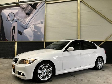 BMW 3-serie - 325d M Executive Automaat | Leer | Sportstoelen | Navigatie Professional - 1