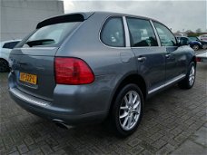 Porsche Cayenne - 3.2 Tiptronic Leder/NAV/Luchtv./Dealer ond