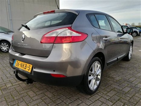 Renault Mégane - Megane 1.6 Celsium Nav/Ecc/PDC/CC/Dealer ond - 1