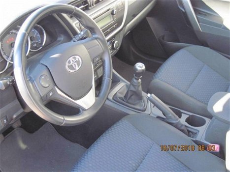 Toyota Auris - 1.3 VVT-i Now 5drs - 1