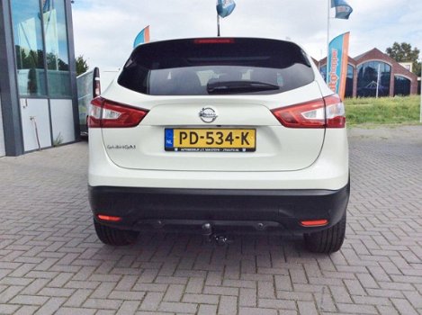 Nissan Qashqai - 1.2 DIG-T 85KW 2WD, 360 CAMERA, NAVI, TREKHAAK. PAN.DAK - 1