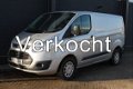 Ford Transit Custom - 270 2.2 TDCI 125 PK - Airco - Cruise - Trekhaak - € 10.900, - Ex - 1 - Thumbnail