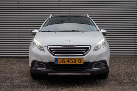 Peugeot 2008 - 1.2 PureTech 110pk S&S Automaat Allure CLIMATE CONTROL/NAVIGATIE - 1