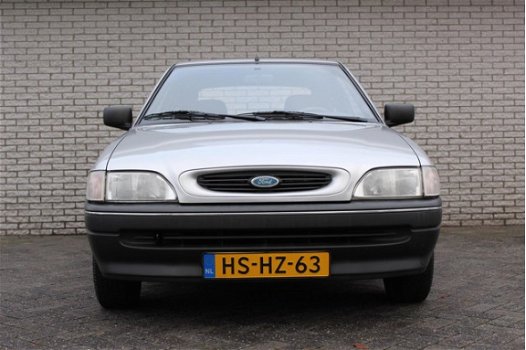 Ford Escort - 1.3 CL K9 - 1