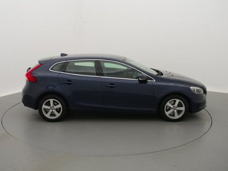 Volvo V40 - D4 190pk Summum Business Pack Connect - 1