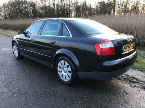 Audi A4 - 2.0 96KW Airco | Nw distributieriem | Rijklaar prijs - 1