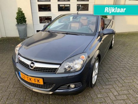 Opel Astra TwinTop - 1.8 COSMO AUTOMAAT LEDER NAVI - 1