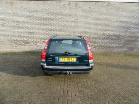 Volvo V70 - 2.4 Comfort Line YONGTIMER - 1