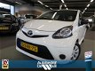 Toyota Aygo - 1.0 VVT-i Now 5-drs. AIRCO/1E EIGENAAR - 1 - Thumbnail