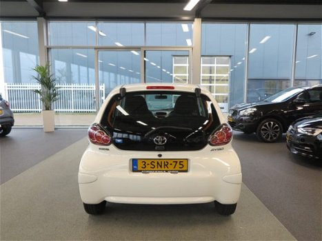 Toyota Aygo - 1.0 VVT-i Now 5-drs. AIRCO/1E EIGENAAR - 1