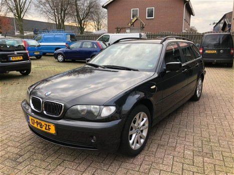 BMW 3-serie Touring - 318i Special Edition clima leer navi youngtimer nieuwstaat dealer onderhouden - 1