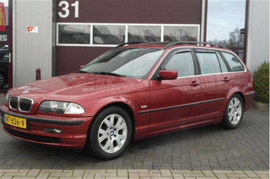 BMW 3-serie Touring - 320i Executive # Sport leer, TOPSTAAT YOUNGTIMER - 1