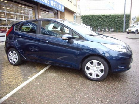 Ford Fiesta - 1.25 Limited airco 5 deurs slechts 24330 km - 1