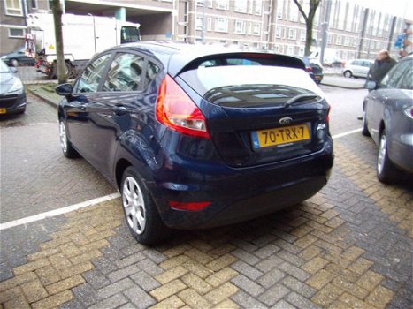 Ford Fiesta - 1.25 Limited airco 5 deurs slechts 24330 km - 1