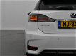 Lexus CT 200h - F Sport Line Keyless Entry, Sport onderstel, LED Koplampen - 1 - Thumbnail