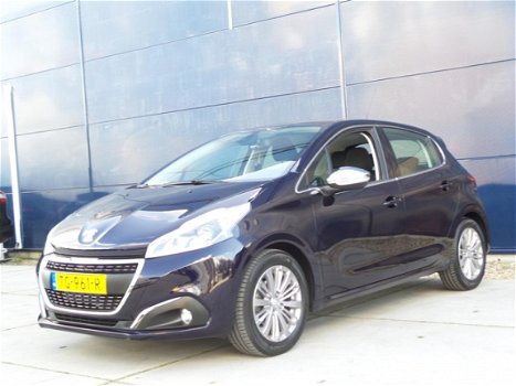 Peugeot 208 - 1.2 Puretech 82pk 5D Allure - 1