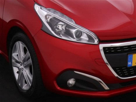 Peugeot 208 - 1.2 PureTech Signature 110 PK | navigatie | Lichtmetalen velgen | | NEFKENS DEAL | - 1