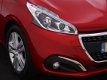 Peugeot 208 - 1.2 PureTech Signature 110 PK | navigatie | Lichtmetalen velgen | | NEFKENS DEAL | - 1 - Thumbnail