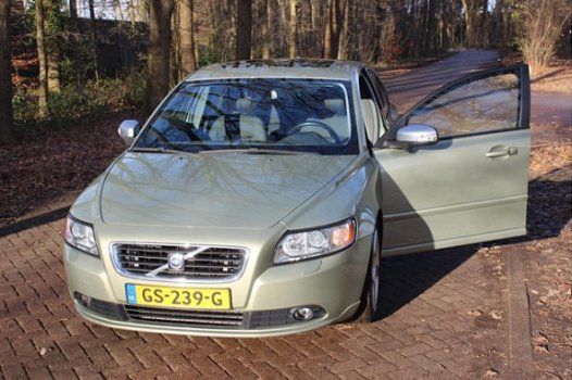 Volvo S40 - 2.5 T5 Automaat Summum 230PK - 1