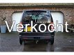 Land Rover Discovery - 3.0 SDV6 HSE+GRIJSKENTEKEN+CAMERA+XENON+TREKHAAK - 1 - Thumbnail