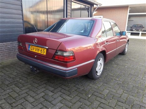 Mercedes-Benz E-klasse - E250 D Automat schuifdak trekhaak - 1