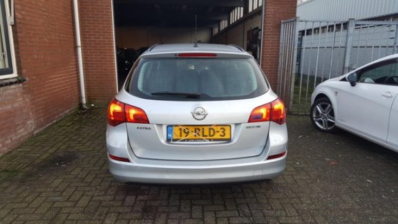 Opel Astra Sports Tourer - 1.4 Edition - 1