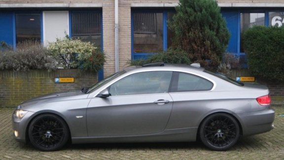 BMW 3-serie Coupé - 335i Coupé Introduction - 1