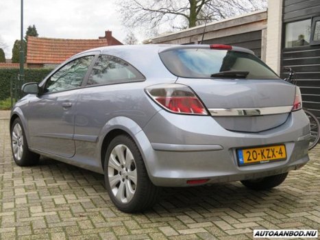 Opel Astra GTC - 1.6 Temptation - 1