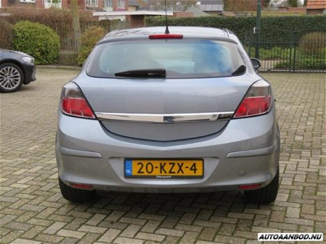 Opel Astra GTC - 1.6 Temptation - 1