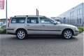 Volvo V70 - 2.4 Comfort Line - 1 - Thumbnail