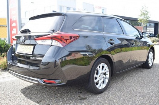 Toyota Auris Touring Sports - 1.8 Hybrid Lease - 1