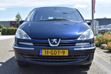 Peugeot 807 - 2.0 ST Navteq on board