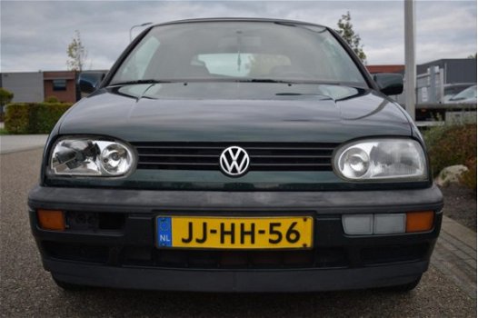 Volkswagen Golf Cabriolet - 1.8 - 1