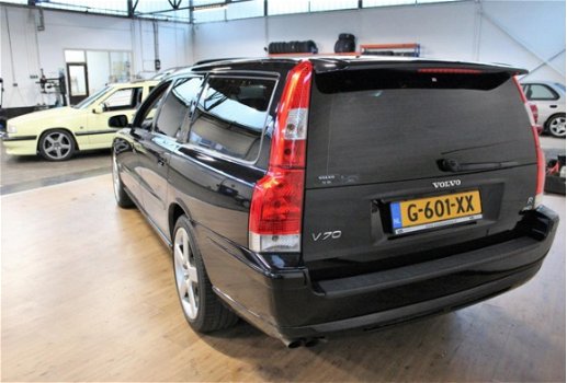 Volvo V70 - 2.5 R - 1