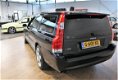 Volvo V70 - 2.5 R - 1 - Thumbnail