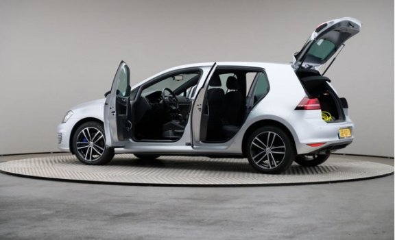 Volkswagen Golf - 1.4 TSI PHEV 7% bijtelling, Automaat, Led, Navigatie - 1