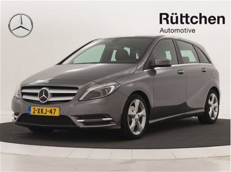 Mercedes-Benz B-klasse - 180 Sport Automaat Navigatie | Sport Pakket | Bi-xenonkoplampen | Cruise Co - 1