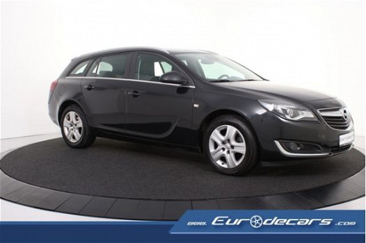 Opel Insignia Sports Tourer - 1.6 CDTi Automaat *Navigatie*Park Assist*Climate Control - 1