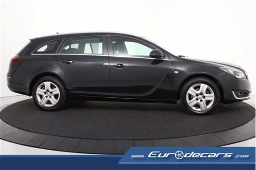 Opel Insignia Sports Tourer - 1.6 CDTi Automaat *Navigatie*Park Assist*Climate Control - 1