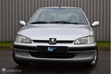 Peugeot 106 - 1.1 XT 2001 Grijs 5-Drs Stuurbekr. 138Dkm NAP | APK 01-2021