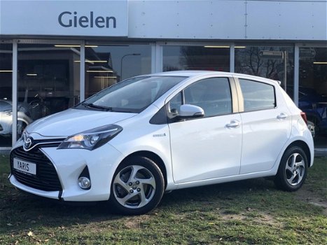 Toyota Yaris - 1.5 Full Hybrid 100pk Dynamic | Spoiler, 15inch, Keyless, Stoelverwarming, Zeer compl - 1