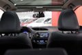 Toyota Yaris - 1.5 Hybrid Dynamic + Panorama + Navi - 1 - Thumbnail