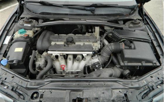 Volvo S60 - 2.4 140PK - 1