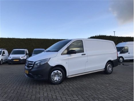 Mercedes-Benz Vito - 109 CDI / L2H1 / TREKHAAK / AIRCO / BIJRIJDERSBANK / ACHTERDEUREN - 1